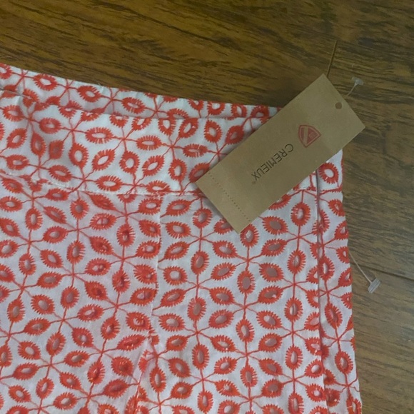 Cremiux Red and Whie Eylete Shorts - Picture 2 of 6